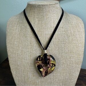 Murano Glass Heart Pendant Choker Necklace on Velvet Cord Black Gold 14 Inch